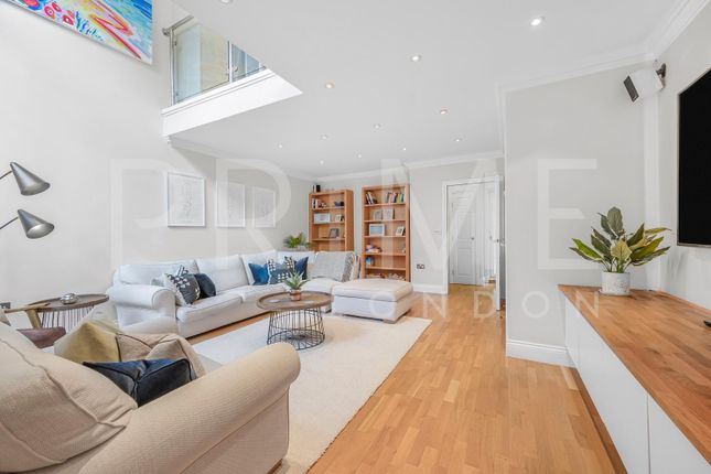 Monkton Street, Prince's, London 3 bed house for sale