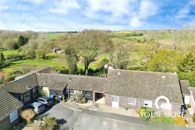 Mill Hill Drive, Suffolk IP19 2 bed bungalow for sale