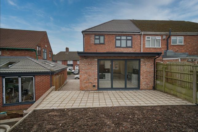 3 bedroom semi-detached house for sale