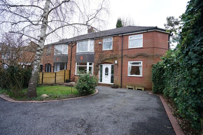 Timberbottom, Bradshaw, Bolton 4 bed semi