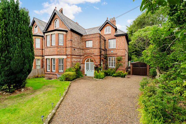 7 bedroom semi-detached house for sale