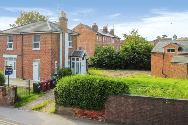 Tilehurst Road, Reading, Berkshire... 6 bed house of multiple occupation for sale