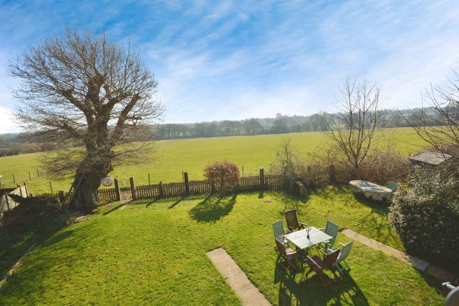 4 bedroom end of terrace house for sale