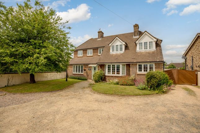 Rudds Lane, Buckinghamshire HP17 6 bed detached house for sale