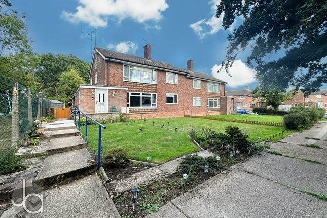 Hazelton Road, Colchester 2 bed maisonette for sale