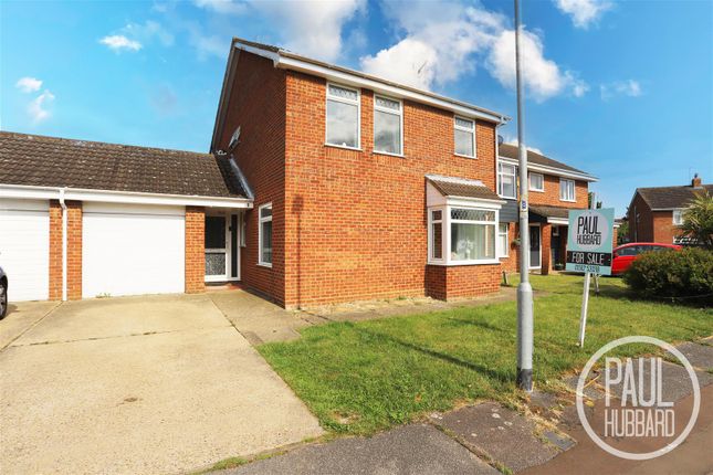 Yarrow Drive, Carlton Colville, NR33 4 bed link detached house for sale