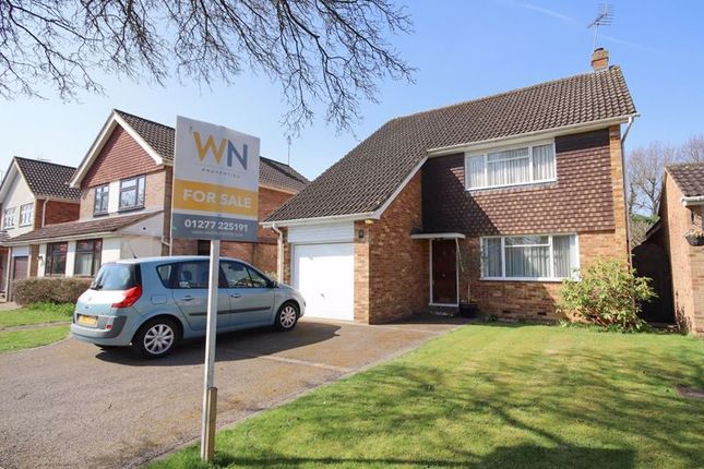 Princes Way, Brentwood CM13 4 bed detached house for sale