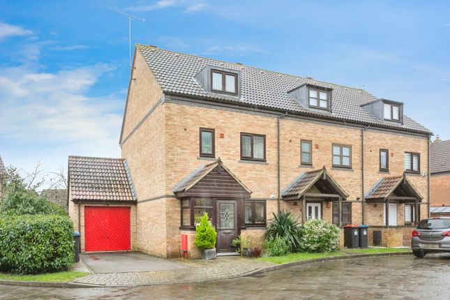 4 bedroom end of terrace house for sale