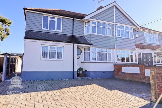 Pound Lane, Basildon 3 bed semi