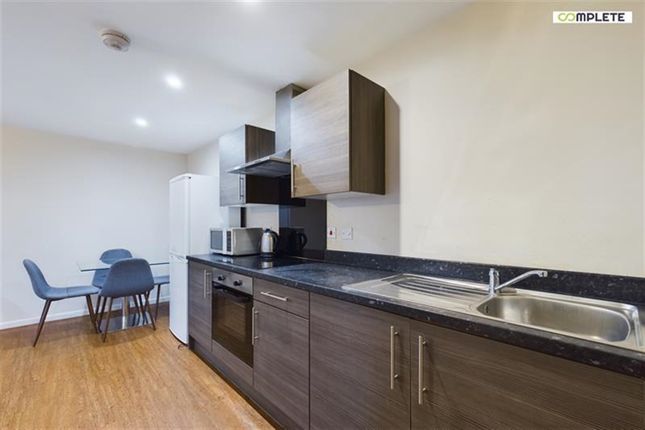 2 bed flat