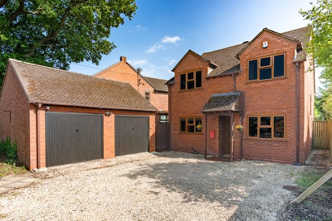 Bromsberrow Heath HR8 4 bed detached house for sale