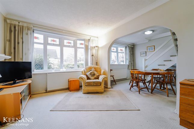 3 bedroom semi-detached bungalow for sale