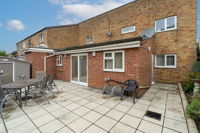 4 bedroom terraced house for sale