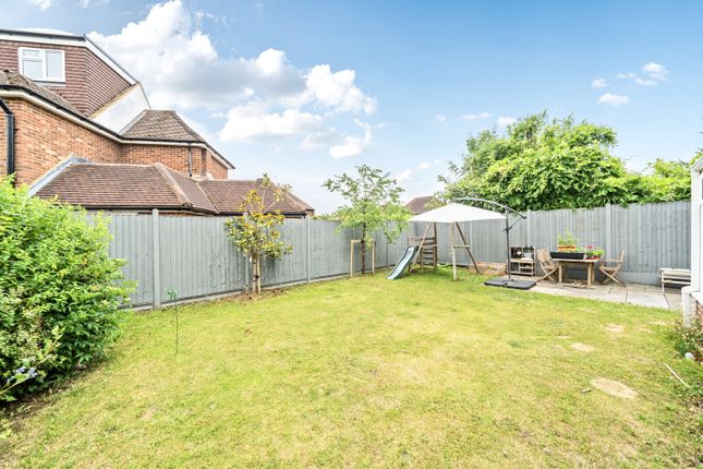 Green Lane, Shepperton, TW17 3 bed detached house for sale