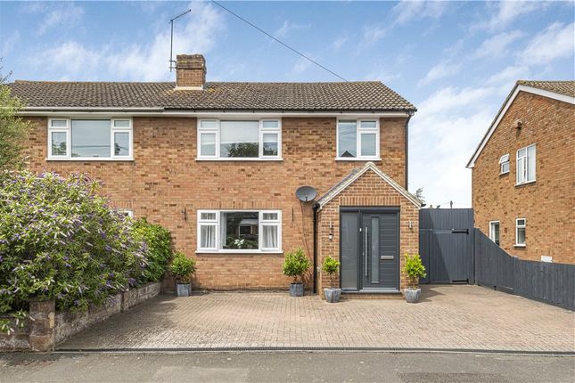 Rusham Park Avenue, Egham, Surrey, TW20 3 bed semi