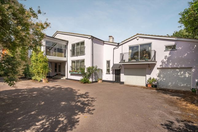 7 bedroom detached house for sale