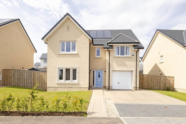 11 Granite Walk, Penicuik... 5 bed detached house for sale