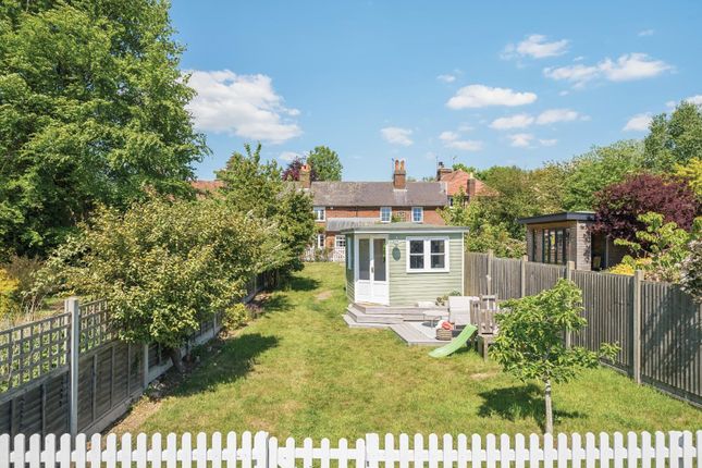 Phoenix Yard, Wateringbury, Maidstone 2 bed cottage for sale