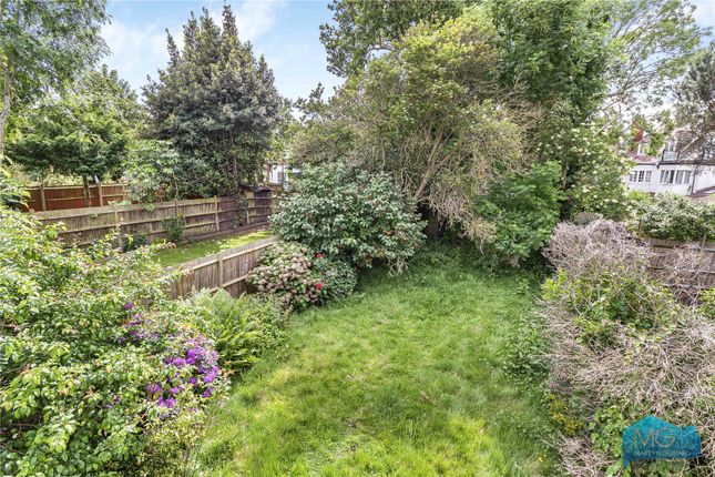 4 bed semi-detached house