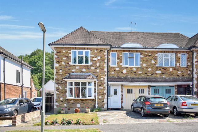 5 bedroom semi-detached house for sale