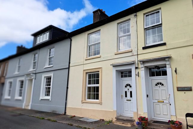 Defynnog, Brecon, Powys. 3 bed terraced house for sale