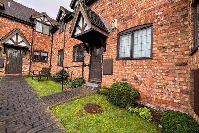 Priory Field Drive, Edgware, HA8 2 bed flat for sale