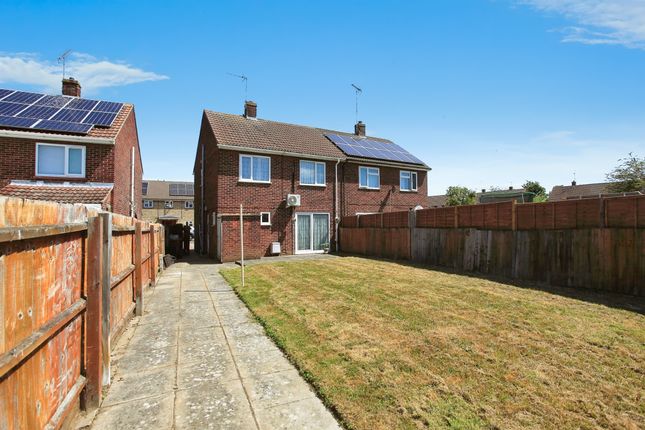 3 bedroom semi-detached house for sale