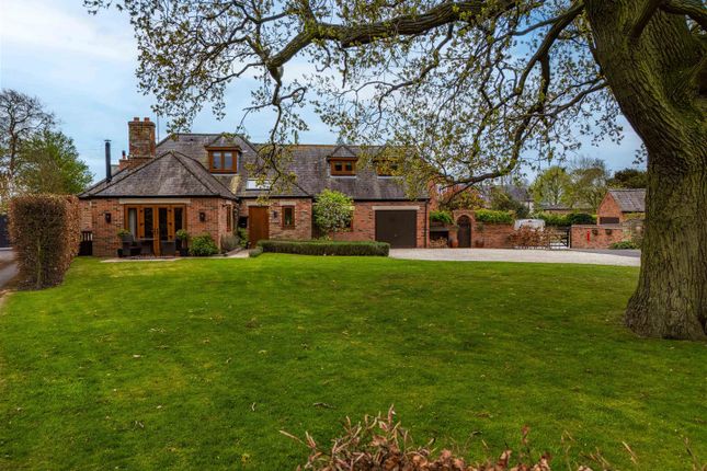 Wiverton 4 bed detached house for sale