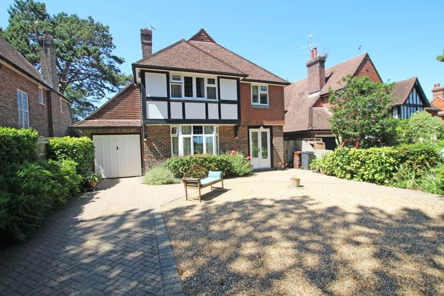 Park Avenue, Eastbourne, BN22 9QN 3 bed detached house for sale