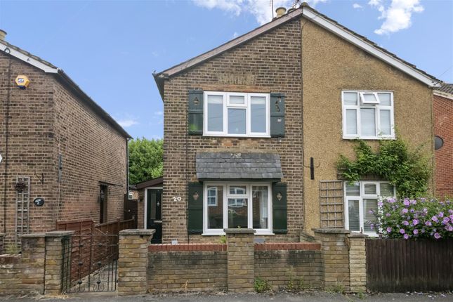 2 bedroom semi-detached house for sale