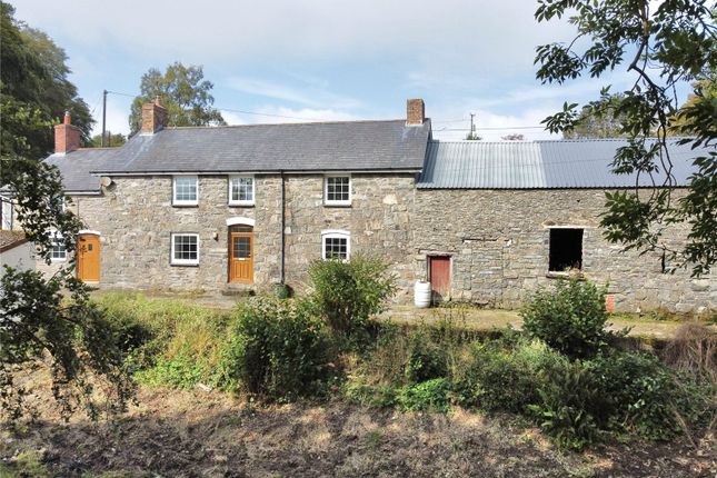 Llawryglyn, Caersws, Powys, SY17 5 bed detached house for sale