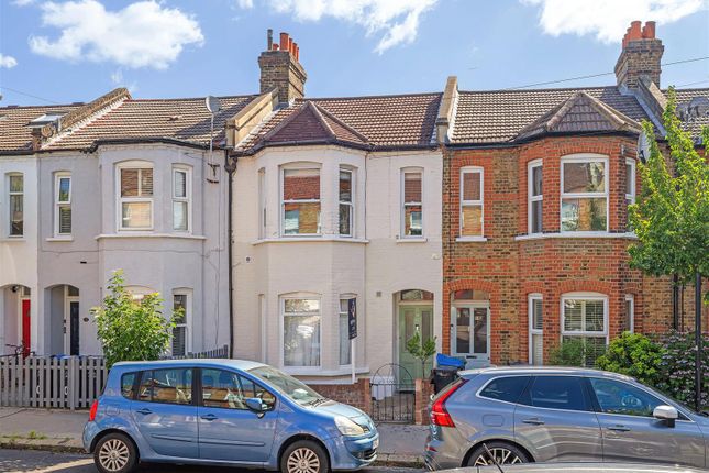 Queen Mary Road, London, SE19 2 bed flat for sale