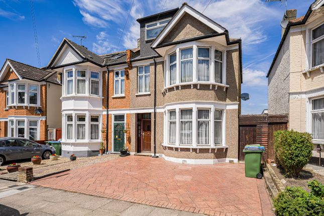 5 bedroom semi-detached house for sale