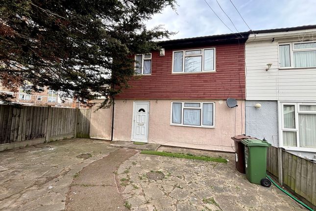 Brook Avenue, Dagenham, RM10 3 bed semi