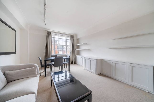 Turks Row, Sloane Square, London, SW3 2 bed flat for sale