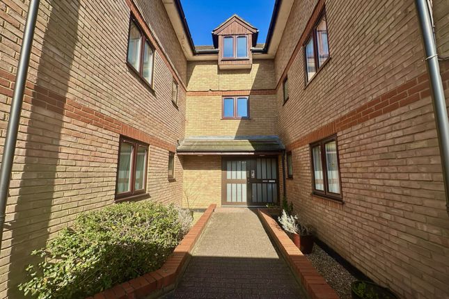 58 St Marys Avenue Central, ... 1 bed flat for sale