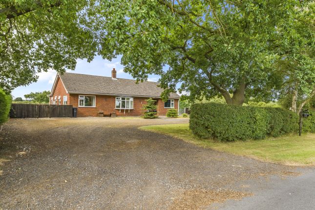 Middle Rasen LINCOLNSHIRE 3 bed detached house for sale