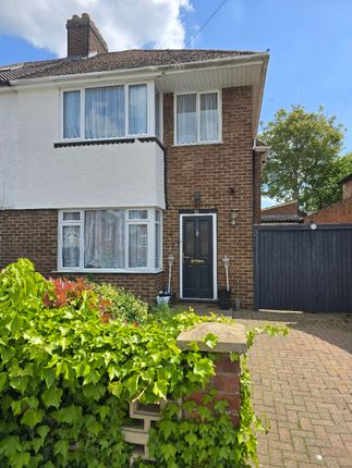 Ditmas Avenue, Kempston, Bedford... 4 bed semi
