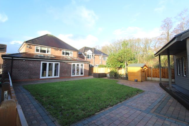 6 bedroom detached house for sale