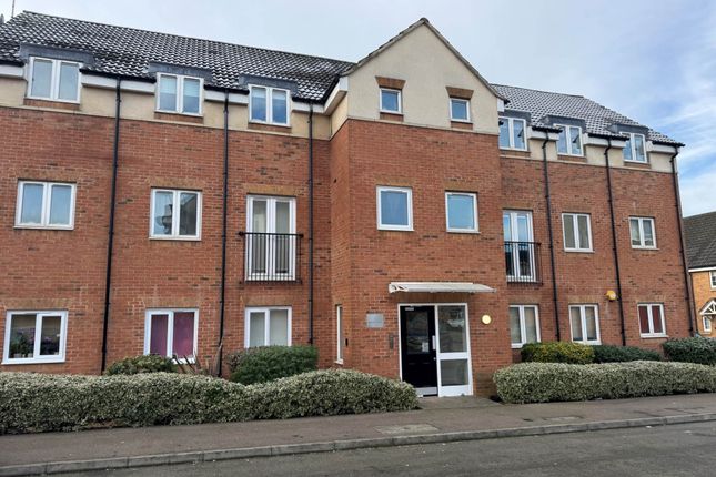 Browning Court, Borehamwood 2 bed flat for sale