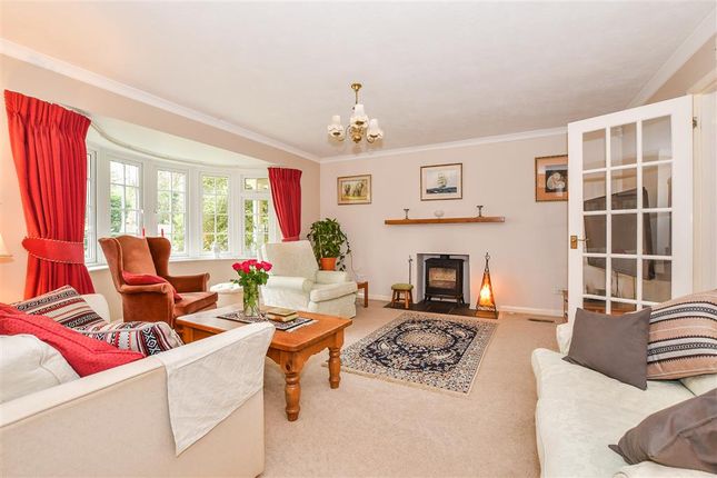 4 bed detached house