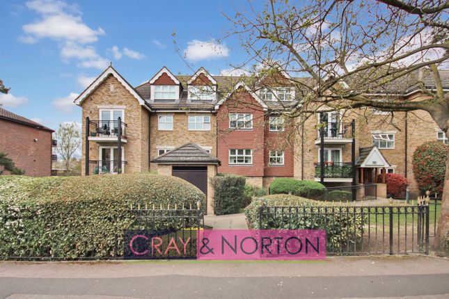 Albemarle Road, Beckenham, BR3 2 bed flat for sale