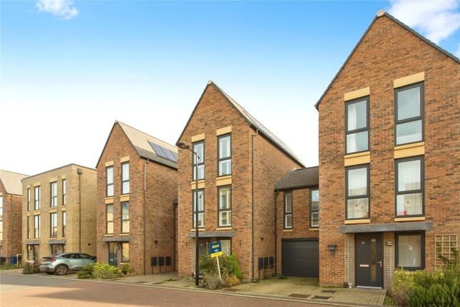 5 bed town house