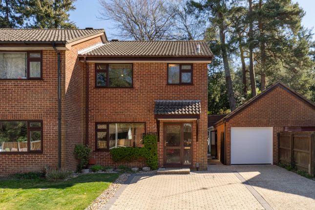 Wentworth Drive, Poole BH18 3 bed house for sale