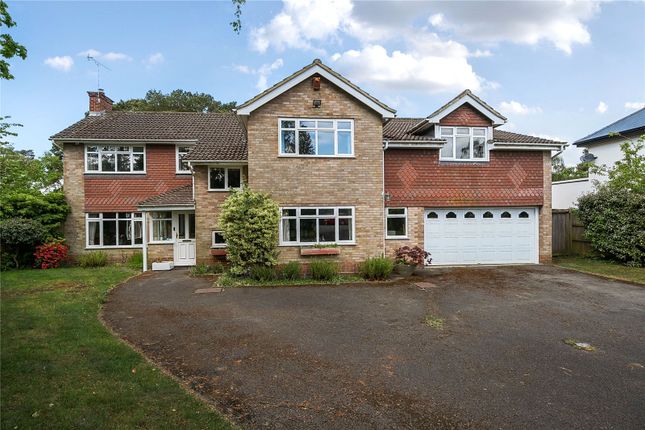 Walkers Ridge, Surrey GU15 5 bed detached house for sale