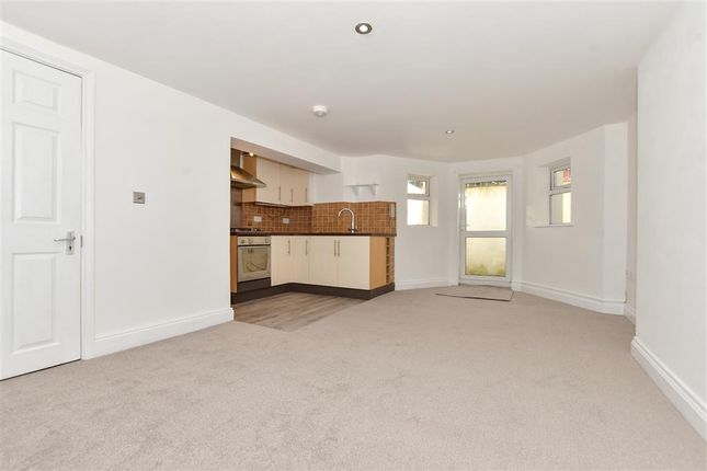 2 bed flat
