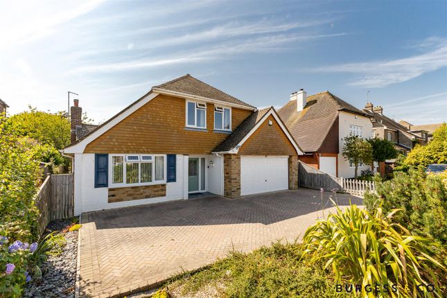 4 bedroom detached bungalow for sale