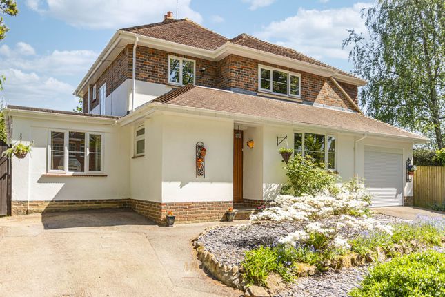 Windmill Lane, East Grinstead RH19 4 bed detached house for sale