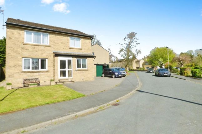 Millholme Rise, Embsay, Skipton 4 bed detached house for sale