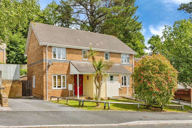 3 bed semi-detached house